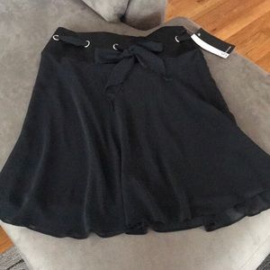 Beautiful JS Boutique chiffon skirt